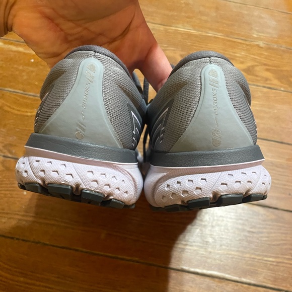 Brooks Womens Ghost 13 Running Shoes Grey / Blackened Pearl / Purple Size 10 - Picture 7 of 8